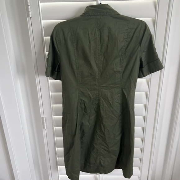 Dress by Michael Kors. - Picture 5 of 8